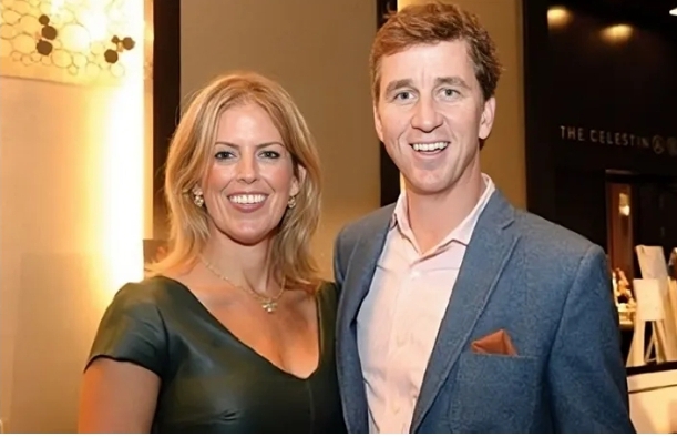 Ellen Heidingsfelder and Cooper Manning smiling