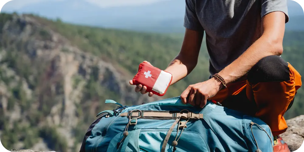 solo traveller packing bag