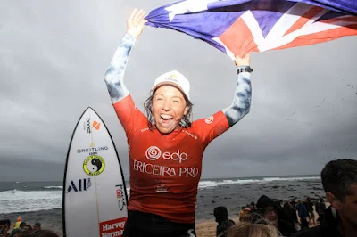 Sally Fitzgibbons conquista o primeiro lugar no Ericeira Pro (Foto: WSL)