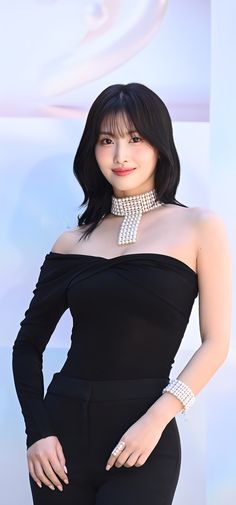 This contain an image of Momo
