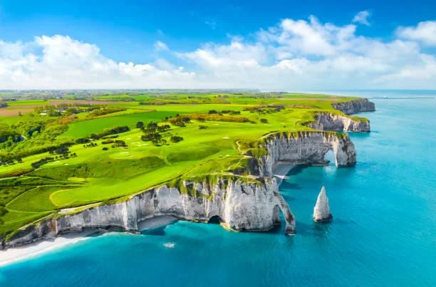 10 Peaceful Escapes Through the Lens of Nature, nature escape, peaceful lens, nature, landscape, travel peace, scenic getaways