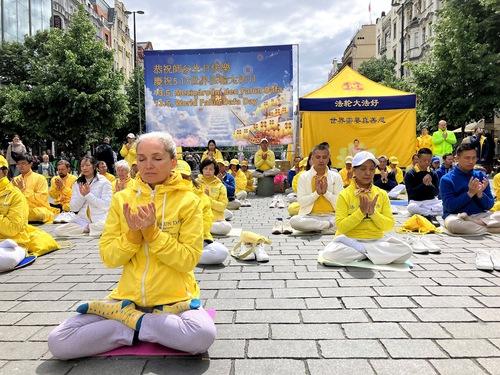 https://en.minghui.org/u/article_images/092a920de6aca325d197e6db7a5f5bbf.jpg