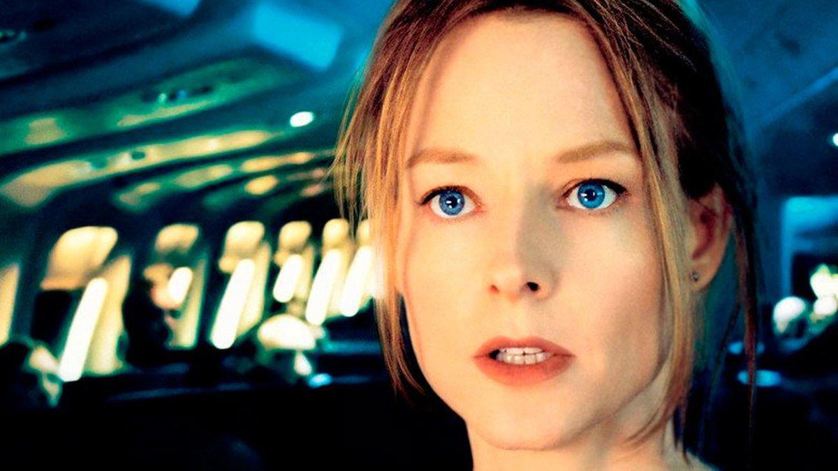 Una imagen de la película Plan de Vuelo, protagonizada por Jodie Foster, que tiene cara de sorpresa.