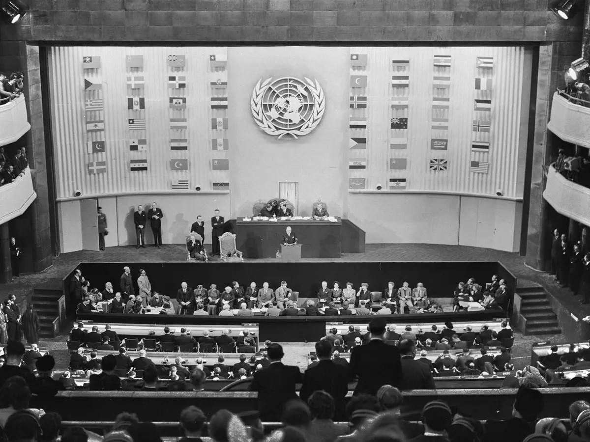 A photo of the General Assembly of the United Nations (UN) on 10 December 1948.