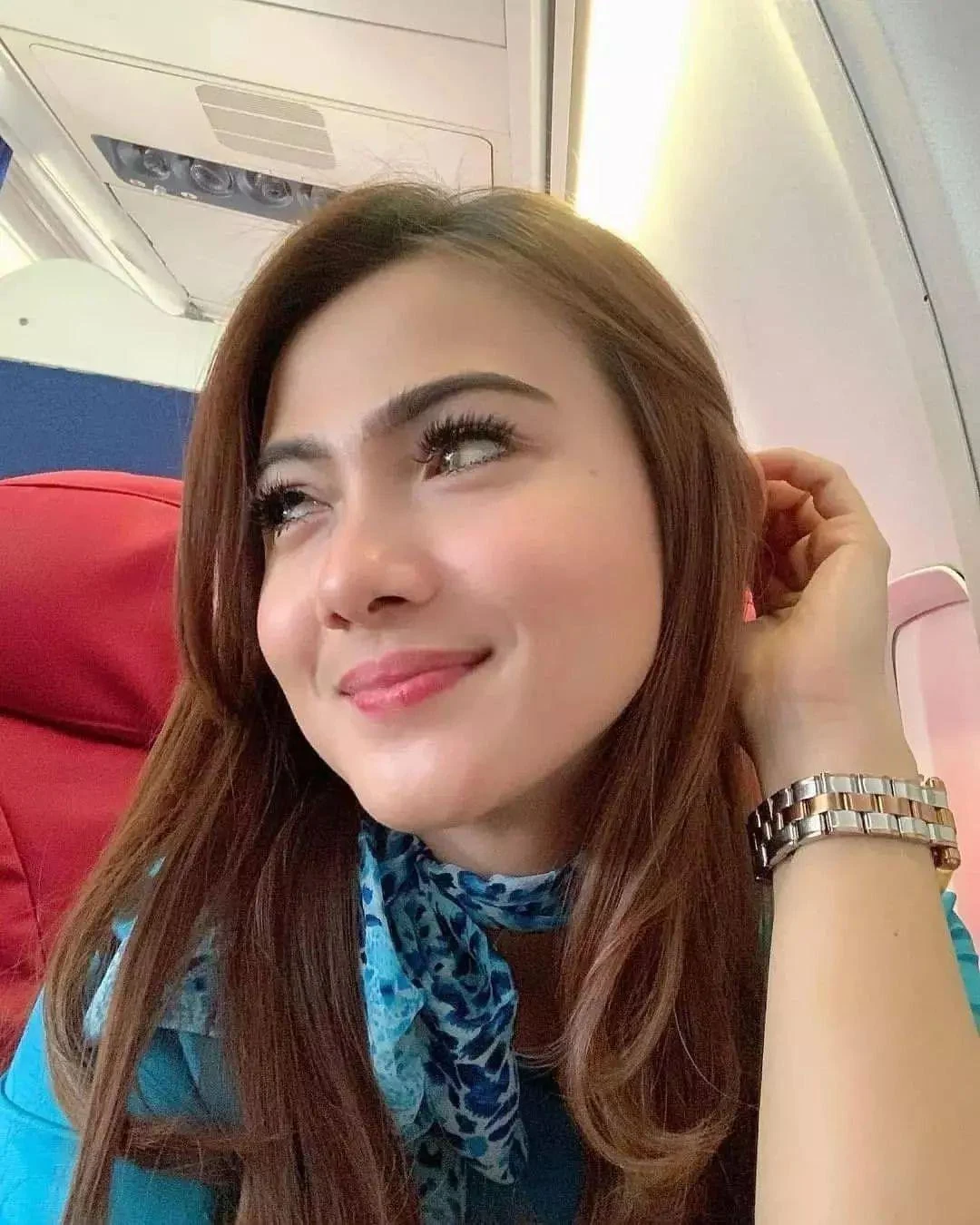 Cewek Seksi Memikat, cewek seksi, memikat, menggoda