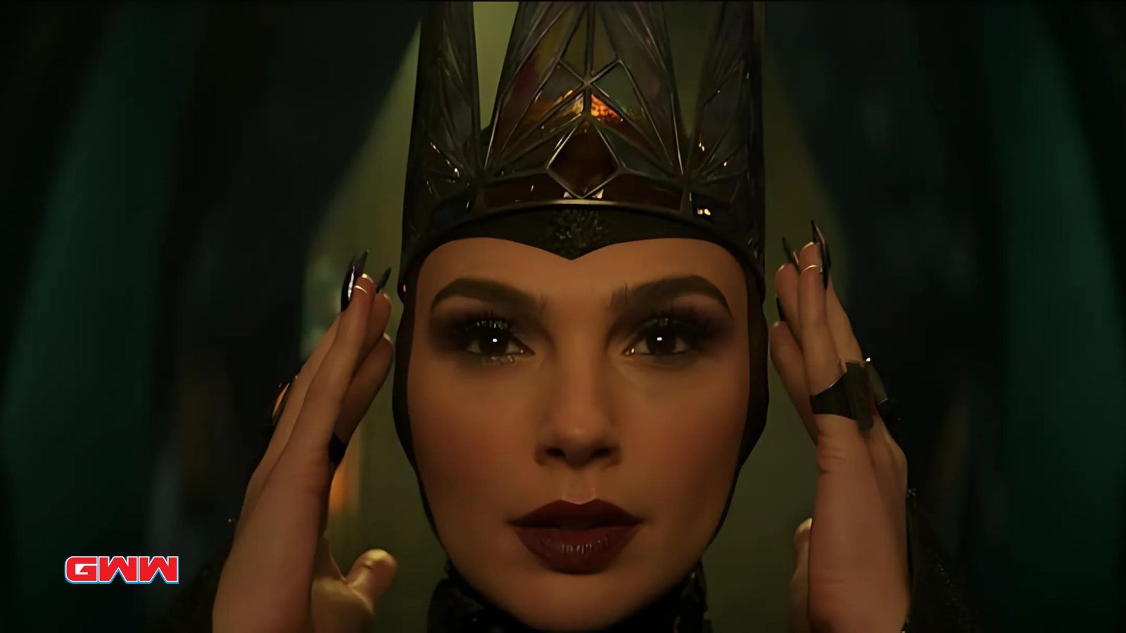 Snow White Rachel Zegler: Gal Gadot as the Evil Queen