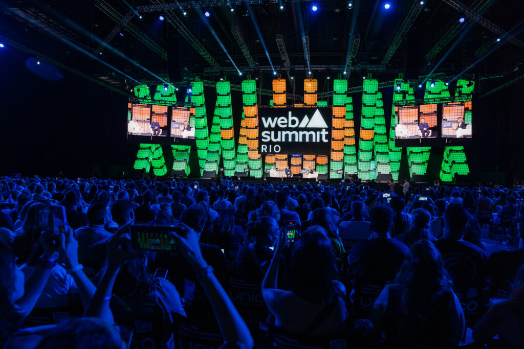 - IA Agêntica: Saiba tudo sobre essa tendência amplamente discutida no Web Summit Rio 2025