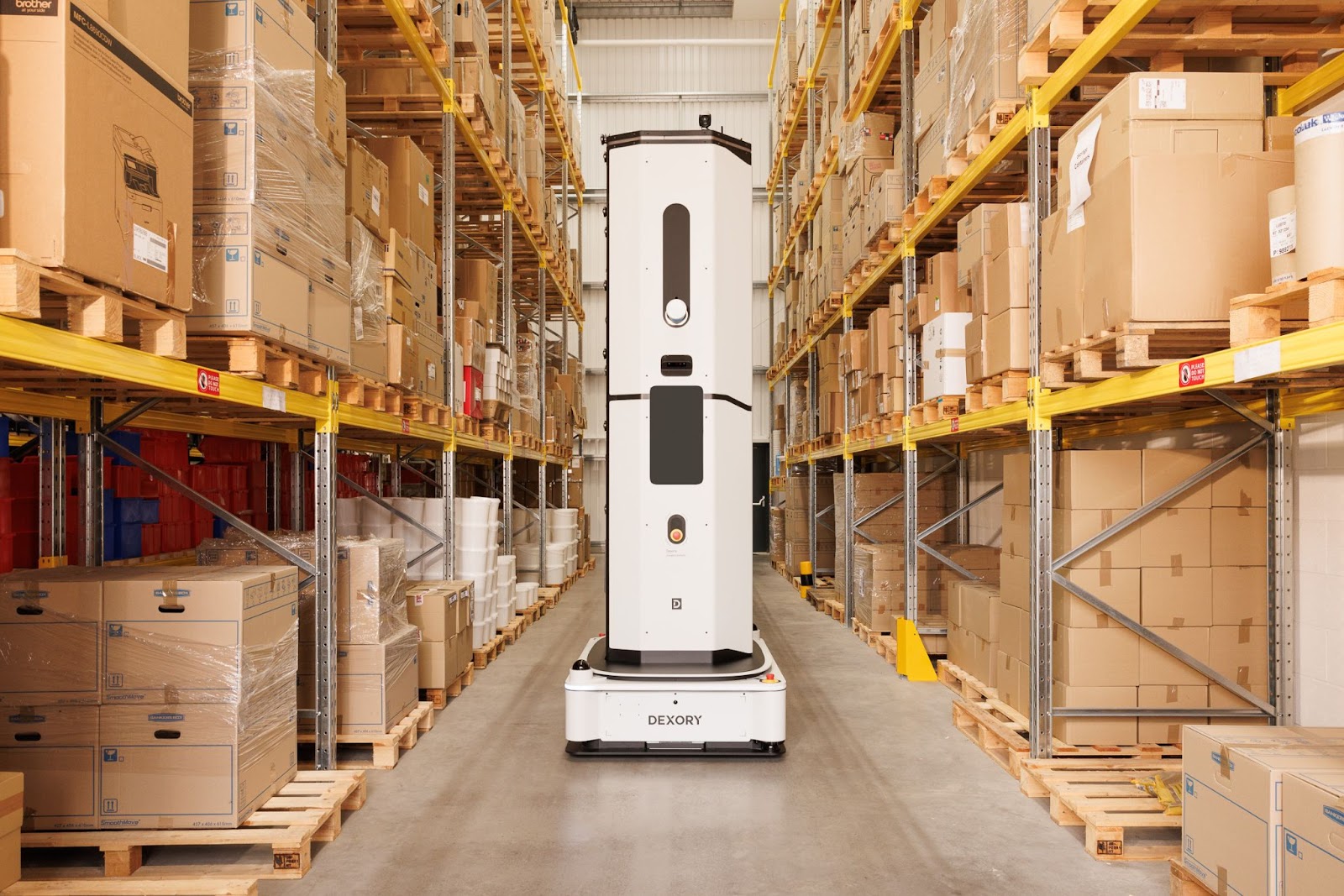 DexoryView automonous robots scanning up to 10k locations per hour in your warehouse