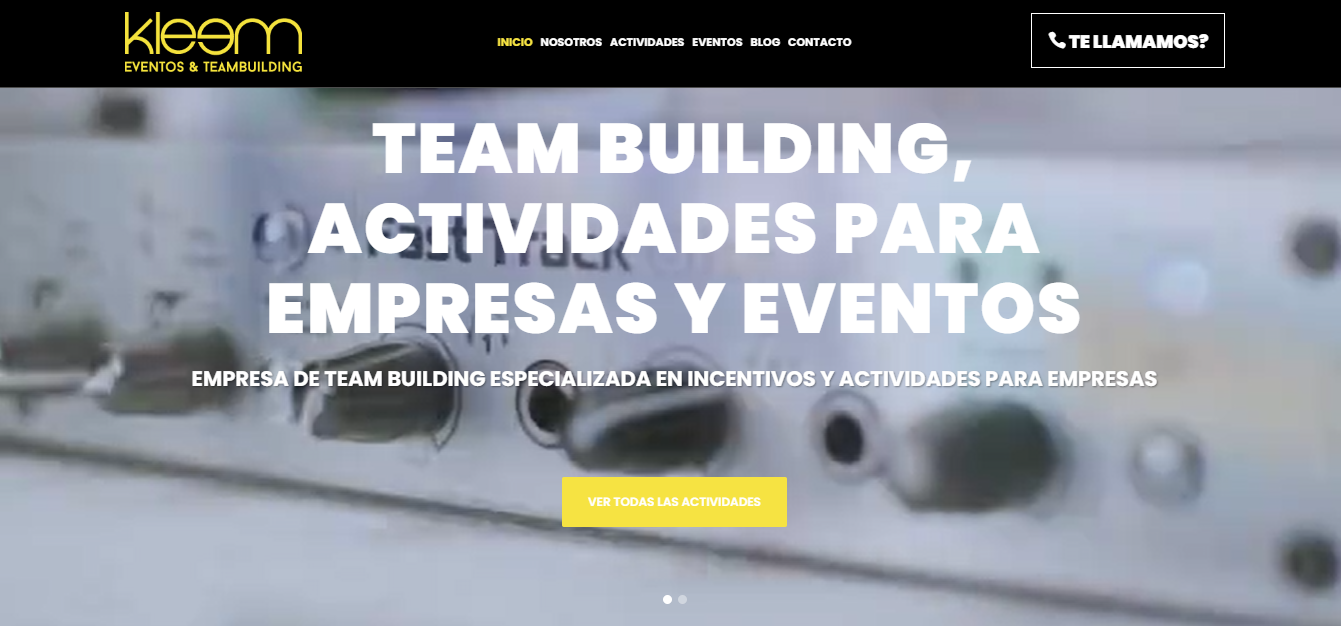Team building España en espacios diseñados para actividades grupales.
