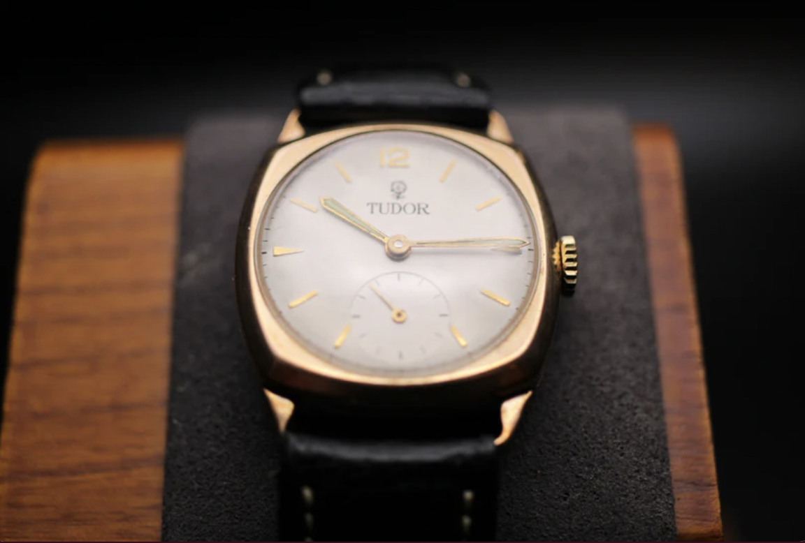 1940s Tudor 9ct Gold Small Seconds Mechanical Watch 