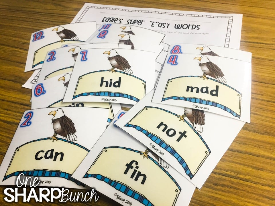 Here’s a great collection of President’s Day activities for kids, including President’s Day crafts, Abraham Lincoln activities, ideas for patriotic math and literacy centers, and FREE George Washington printables!