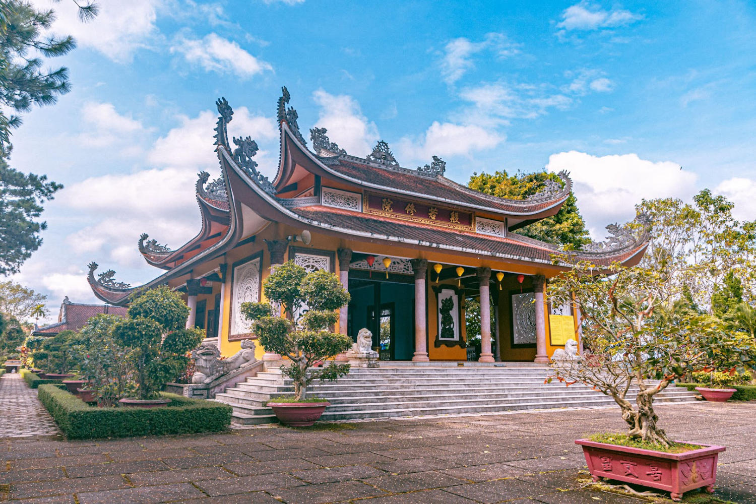 Tu Viện Bát Nhã