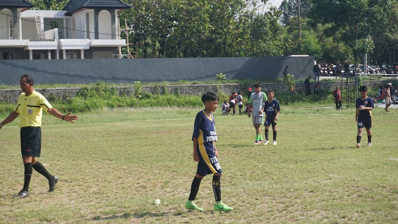 Akademi Bola di Malang