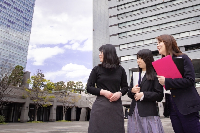 派遣社員と契約社員の違い