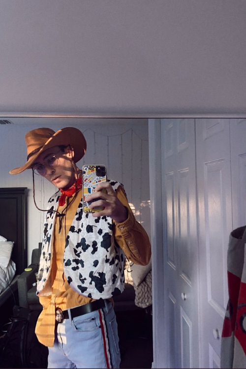 42 Last Minute Halloween Costumes for Men to Impress at Any Party