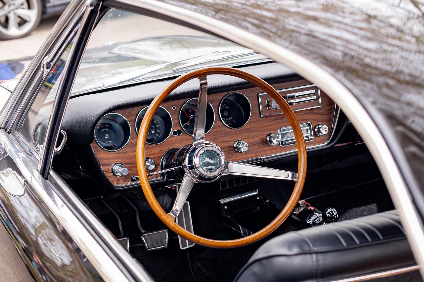 The car meet and exhibition has grown into a popular family event in the city and a nationally renowned gathering for car enthusiasts, attracting more than three thousand visitors this year (Photos: András Adorján, Máté Dudás, Bettina Korinek, Gergely Nagy)