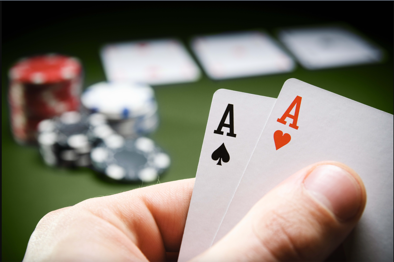 Tại sao nên tham gia Poker đổi thưởng online tại debet?