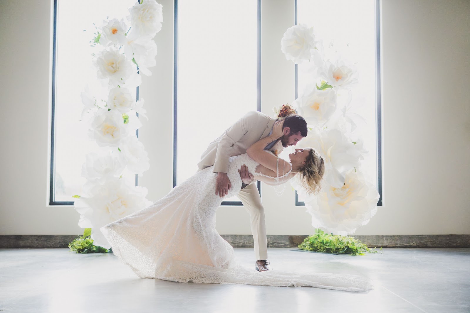 Cathedral windows wedding photos Rustic Daisy Boise barn venue windows Wedding barn venue near me cathedral windows Boise