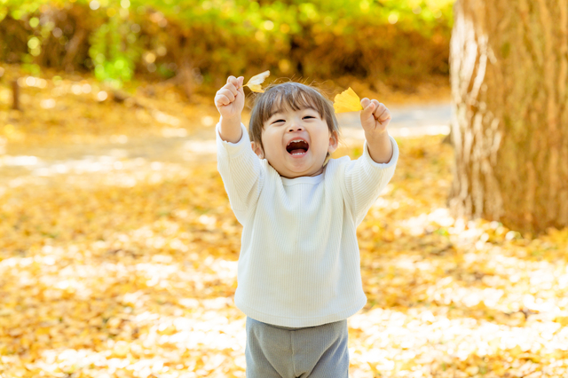 2歳児のおすすめの【秋遊び】