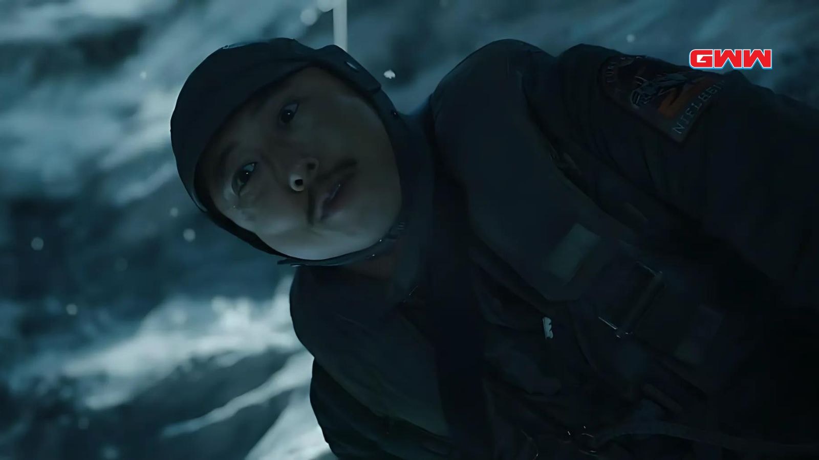 Steven Yeun as Berto in Mickey 17 Trailer