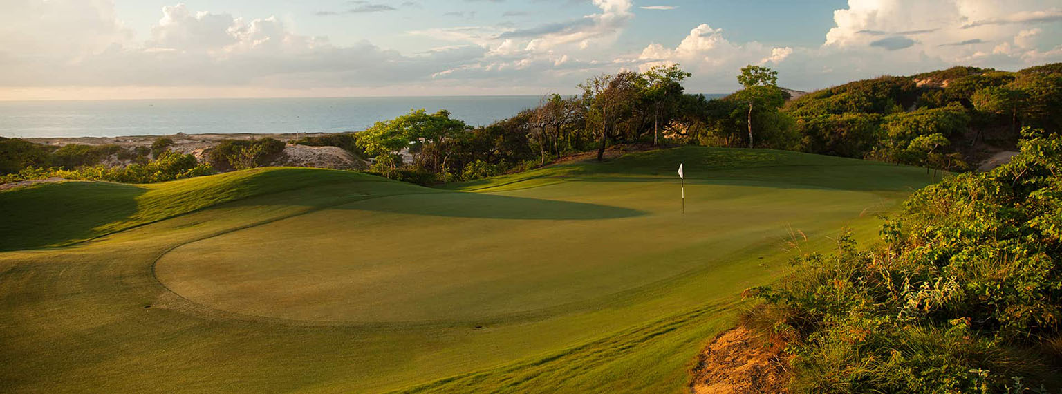 The Bluffs Ho Tram Strip golf course