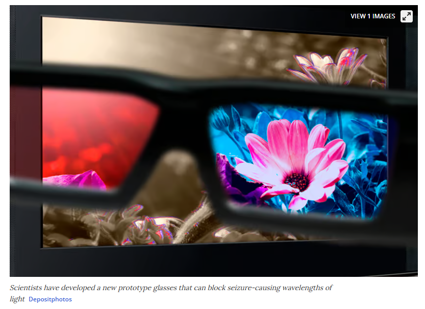 A pair of glasses with flowers in them

Description automatically generated