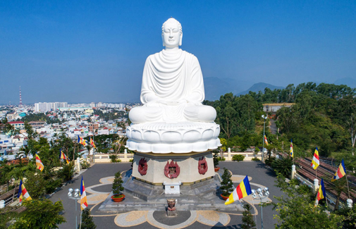 Long Son Pagoda Nha Trang: History, Architecture and More