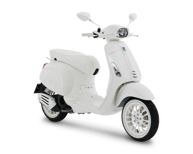 รถมอเตอร์ไซค์ Vespa รุ่น Justin Bieber x Vespa 150 Special Edition