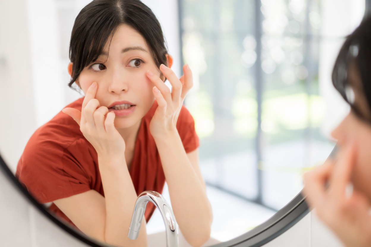 電話をしている女性

AI 生成コンテンツは誤りを含む可能性があります。