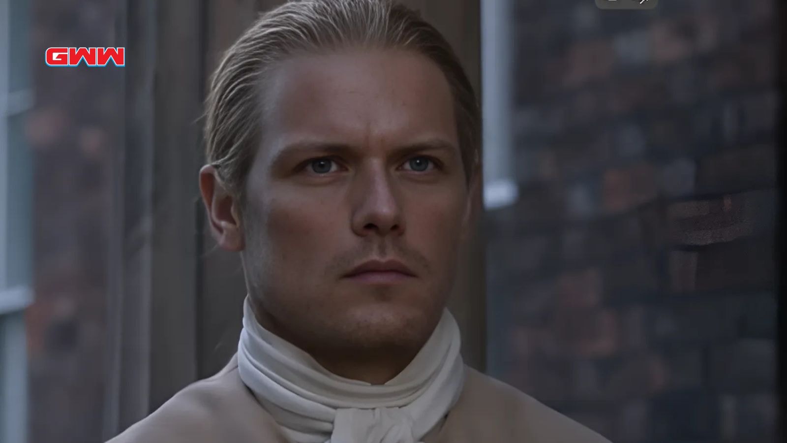 Close-up of Sam Heughan as Jamie Fraser in Outlander looking determined