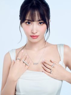 A picture of momo on a white dress