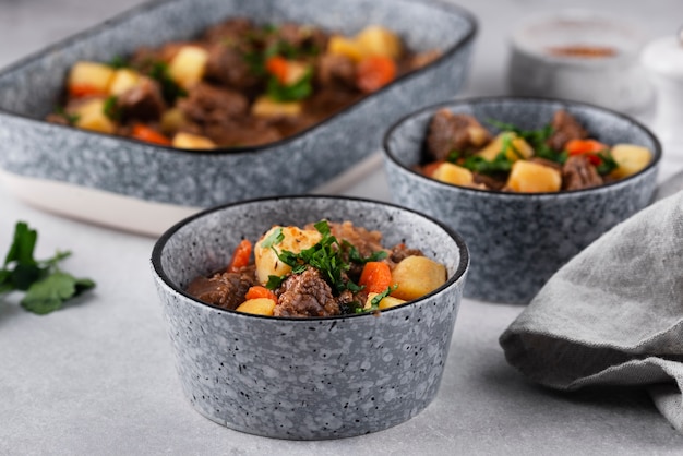 Rich and Savory Beef Stew Recipe to Warm Up