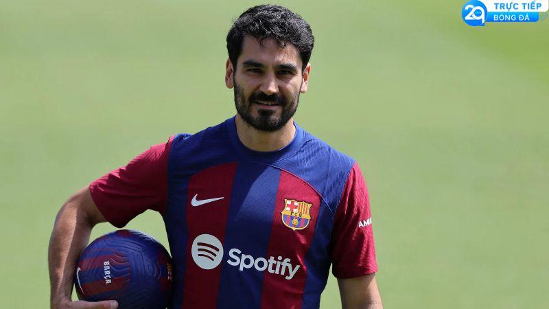 barcelona-che-gundogan-nhung-man-xanh-lai-co-giu-1