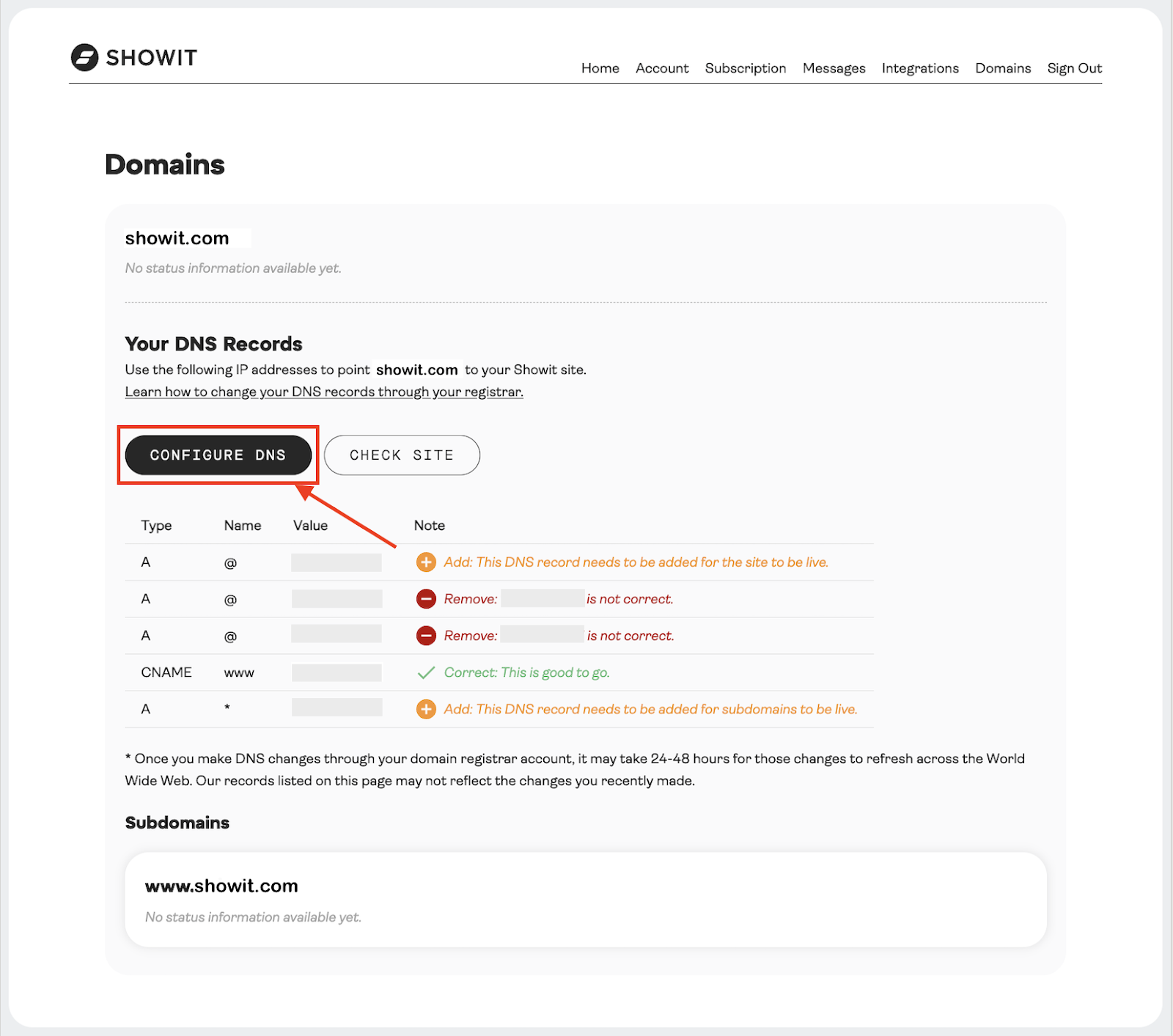 Configuration automatique des paramètres DNS pour Showit. Aller dan sl'onglet Domains de l'espace membre, et cliquer sur le bouton "Configure DNS"