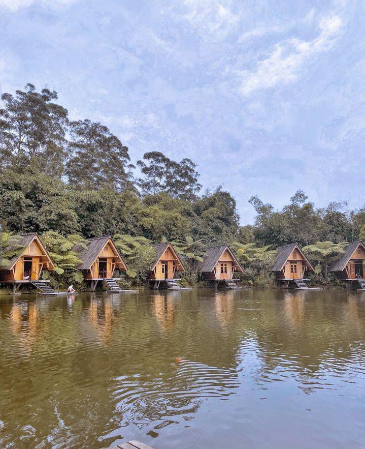   Wisata Dusun Bambu, Lembang 