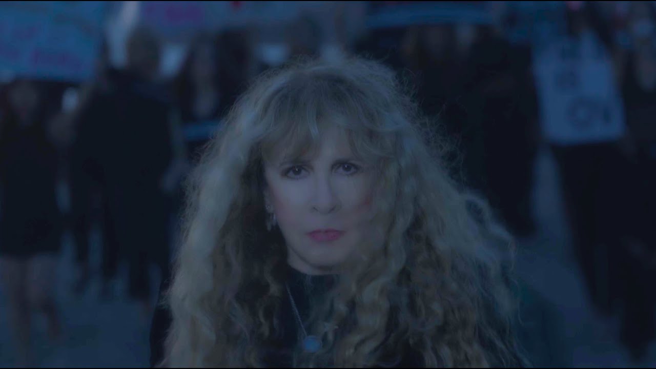 Stevie Nick's performance in SNL