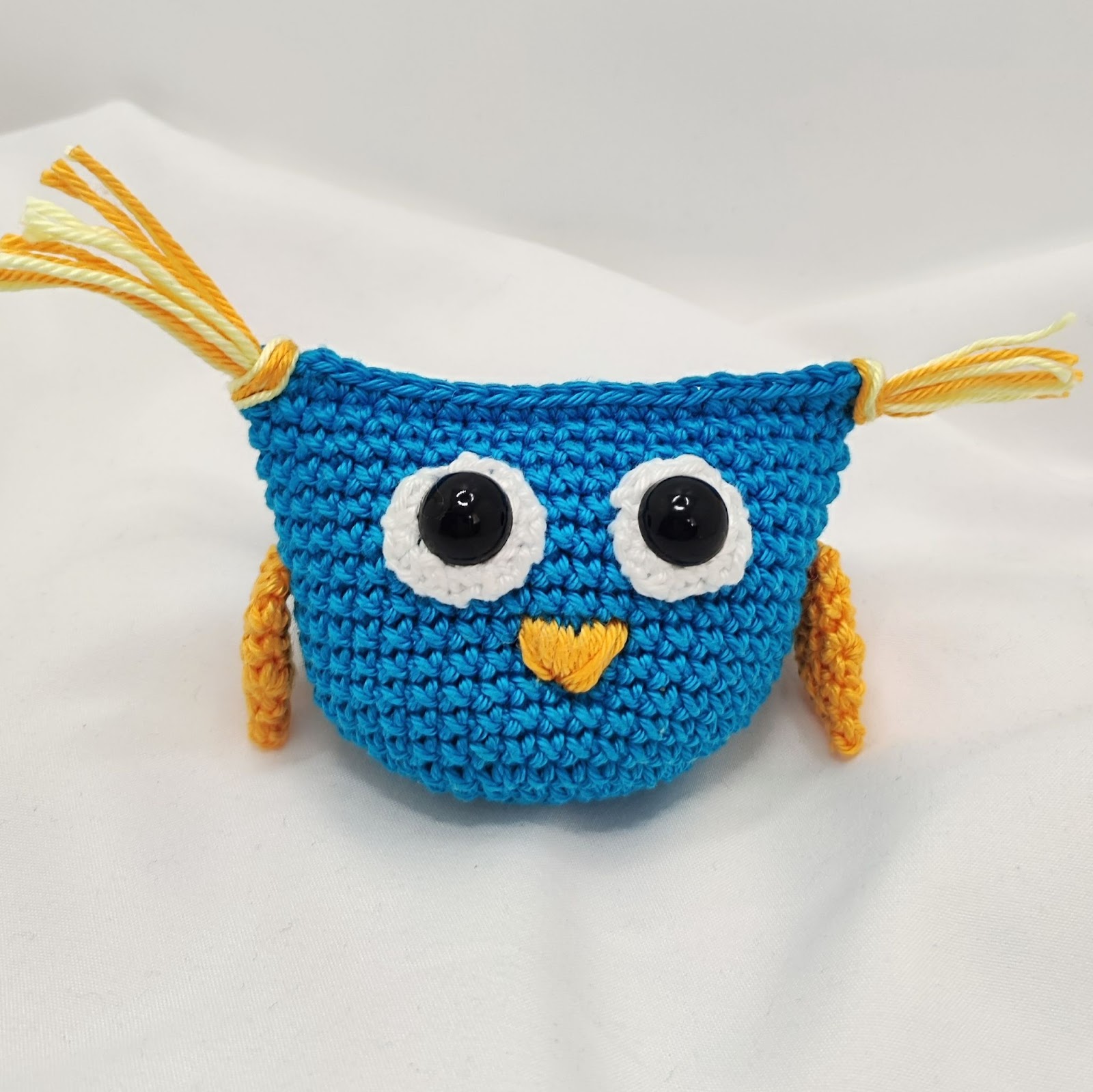 búho a crochet