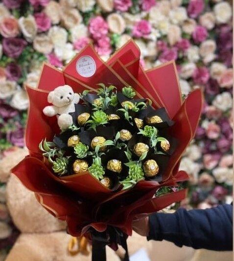 A Bouquet of Ferrero Rocher Delights