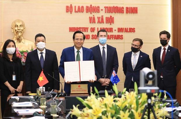 LỄ KÝ KẾT BẢN GHI NHỚ HỢP TÁC LAO ĐỘNG GIỮA VIỆT NAM VÀ AUSTRALIA