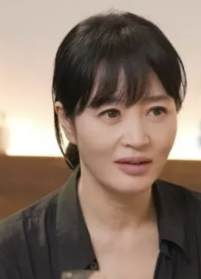 A picture of Kim Hye Soo