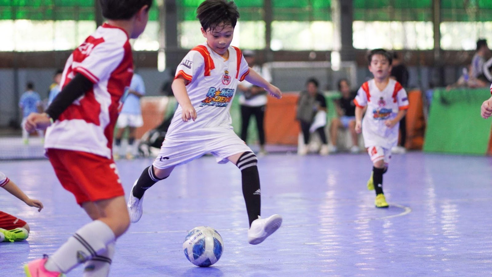 Pentingnya Futsal untuk Perkembangan Anak Muda