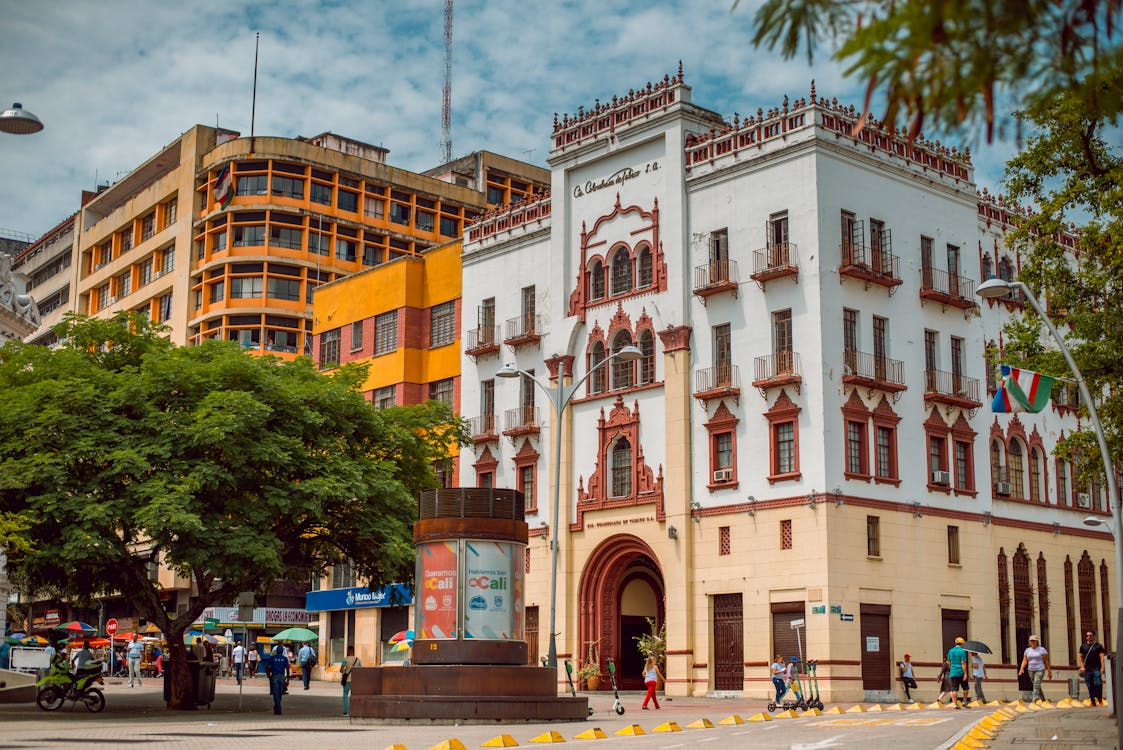 8 Planes románticos en Cali para sorprender a tu pareja: lugares para enamorarse