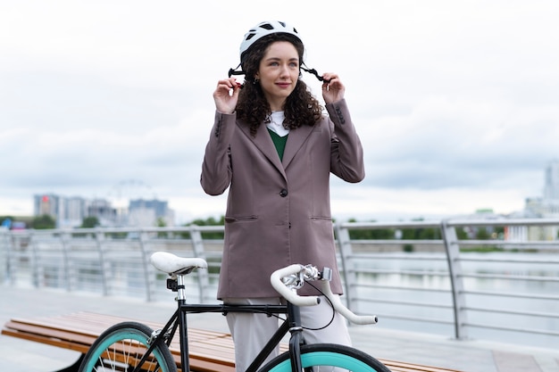 Best Hybrid Bikes for Versatile Riders