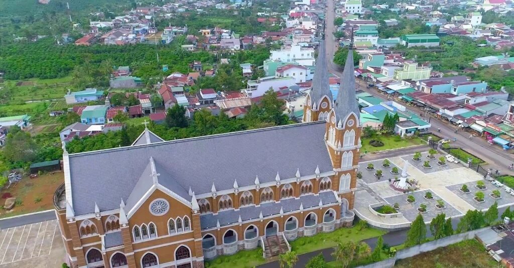 Có nên mua đất Bảo Lộc Lâm Đồng. Phường Lộc Phát - Bảo Lộc 