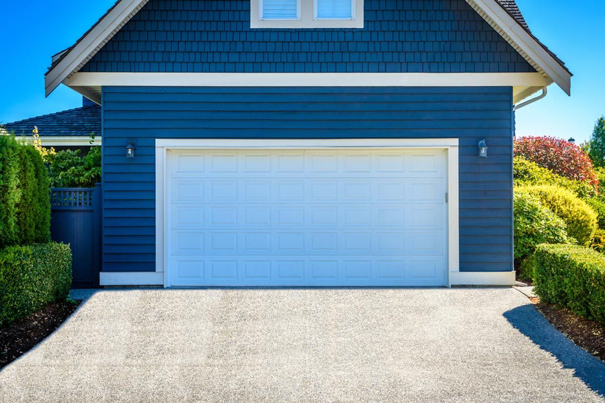 garage door width