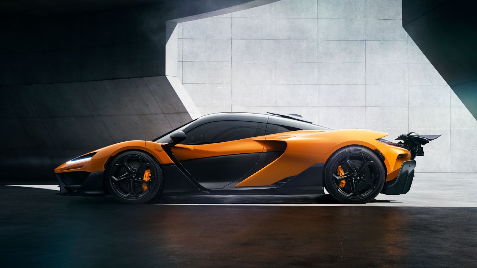 McLaren W1