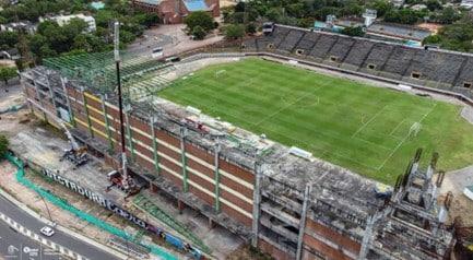 Estadio de fútbol

Descripción generada automáticamente