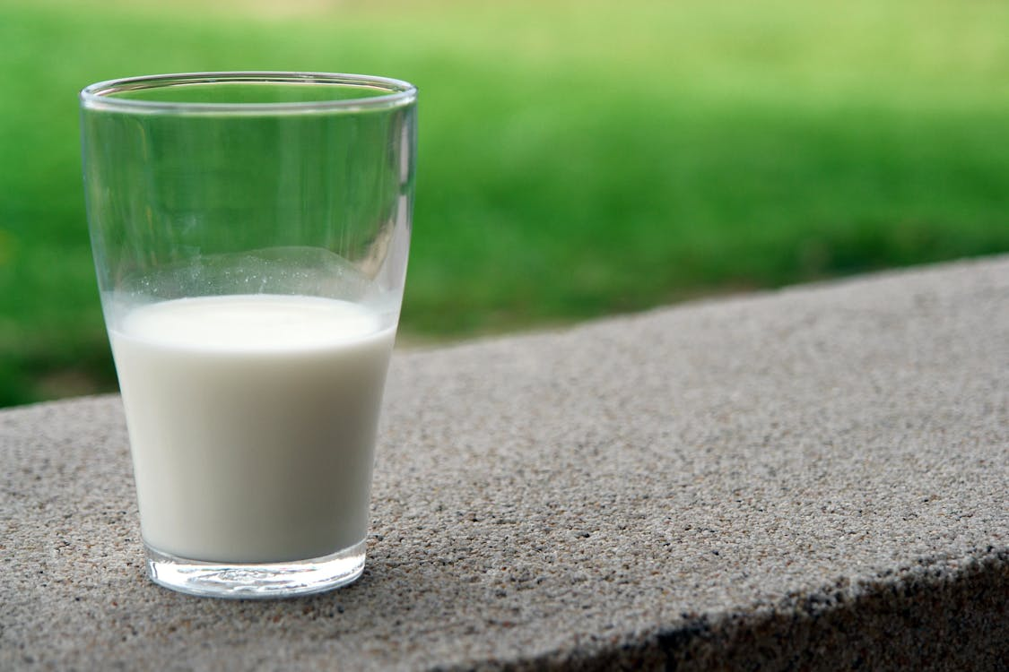 makanan kolesterol tinggi Produk Susu Berlemak Jenuh