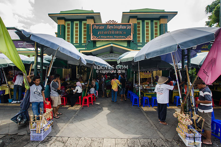 Pasar Beringharj