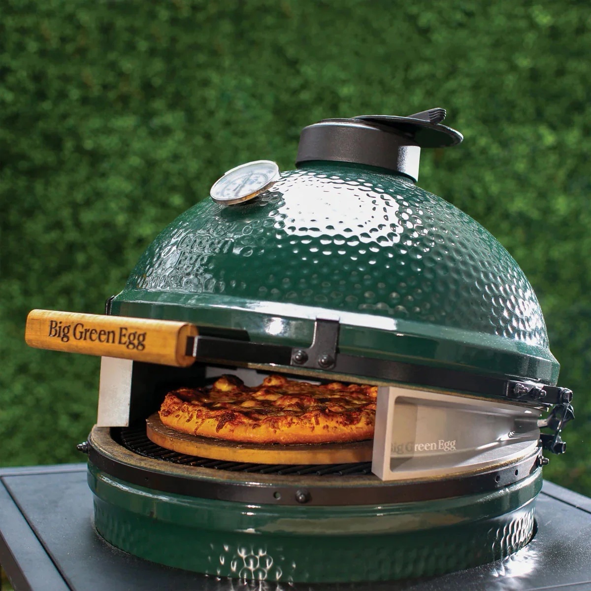 Big Green Egg grill